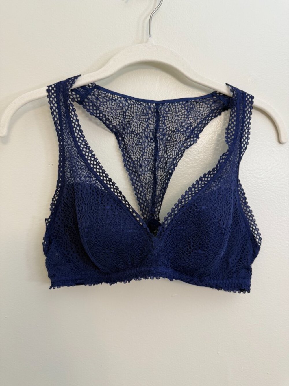 Victoria's Secret Bra Womens Large Bralette Blue Lace Cross in back Pullover